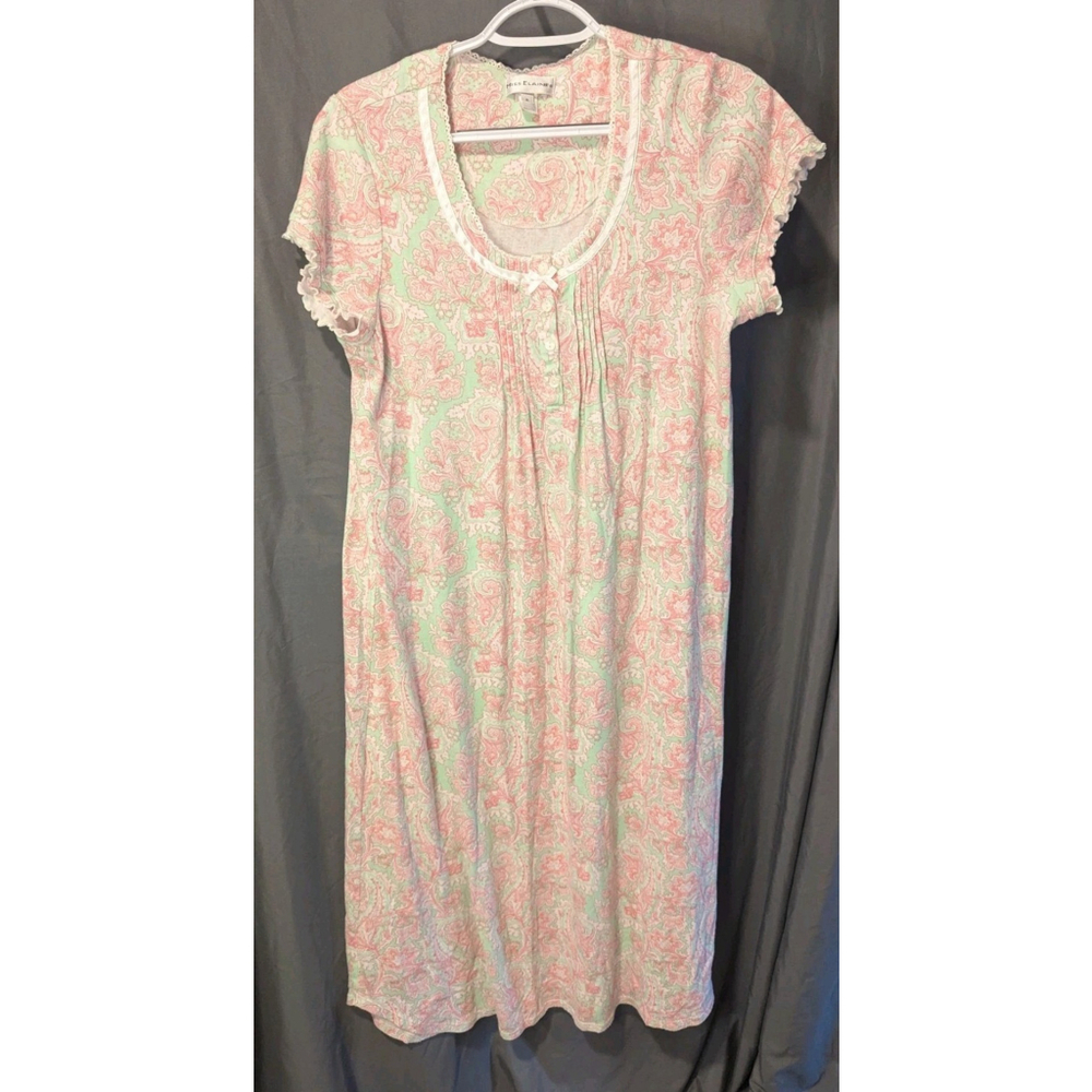 Miss Elaine nightgown Woman's Small Flowers